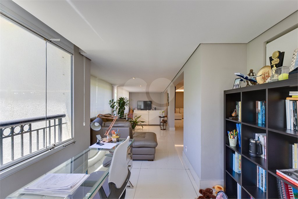 Duplex à venda ou para alugar com 4 suítes em Alto da Boa Vista, São Paulo, SP