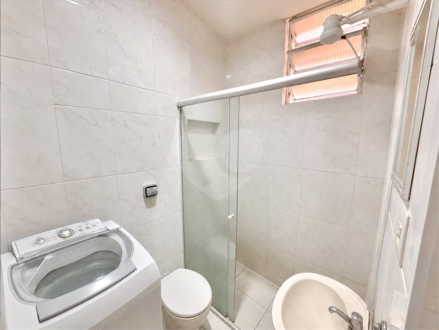 Kitnet à venda com 1 quarto em Catete, Rio de Janeiro, RJ