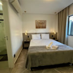 Apartamento à venda com 2 quartos, sendo 1 suíte, em Taperapuan, Porto Seguro, BA