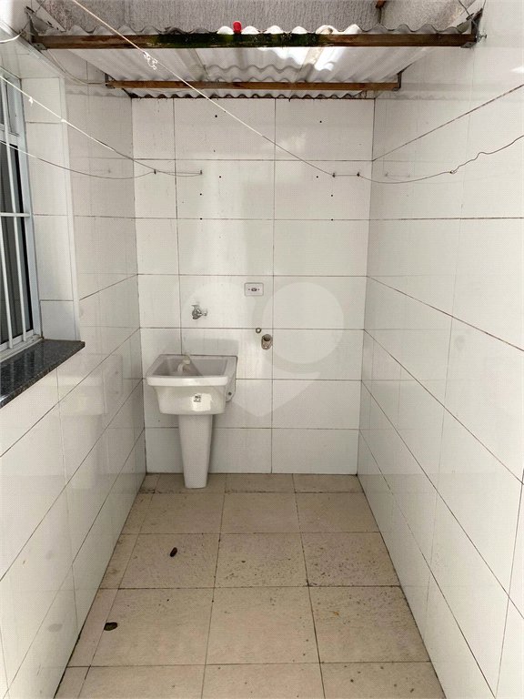 Casa à venda com 2 quartos no condomínio Cojunto Residencial Victoria, São Paulo - SP