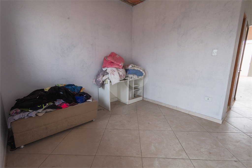 Casa à venda com 3 quartos, sendo 2 suítes, em Jardim Santa Cecília, Guarulhos, SP