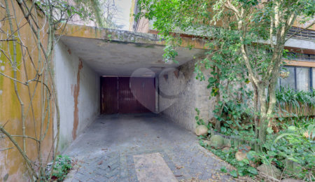 Casa à venda com 4 quartos, sendo 2 suítes,  em Alto da Boa Vista, São Paulo, SP