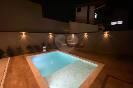 Casa à venda com 3 suítes no condomínio Terras da Estancia, Paulínia - SP