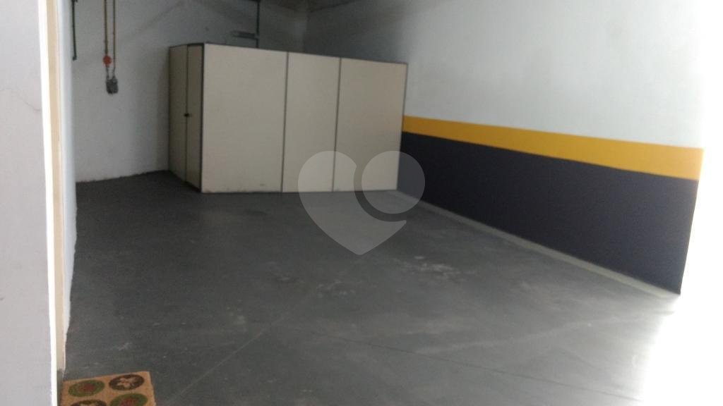 Casa à venda com 3 quartos, sendo 1 suíte, no condomínio Residencial Água Fria, São Paulo - SP