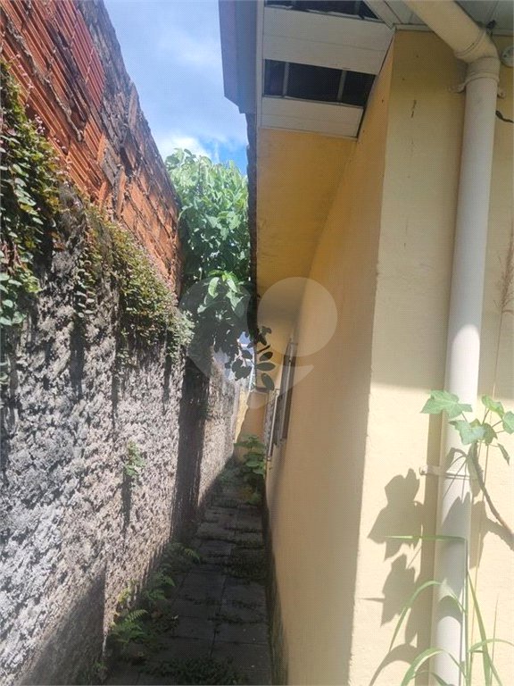Casa Térrea à venda com 4 quartos em Vila Nivi, São Paulo, SP