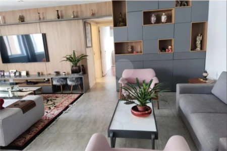 Apartamento à venda com 3 quartos, sendo 1 suíte,  em Santa Cecília, São Paulo, SP