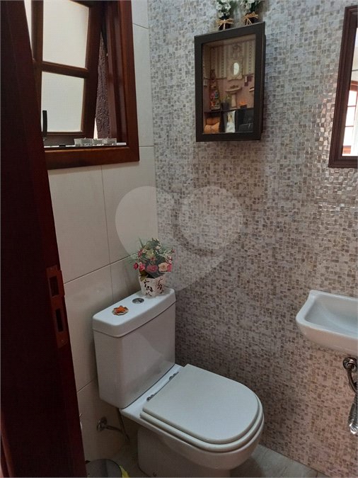 Casa à venda com 3 quartos, sendo 1 suíte, em Bosque, Vinhedo, SP