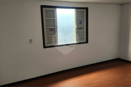 Sobrado à venda com 2 quartos em Vila Maria Alta, São Paulo, SP
