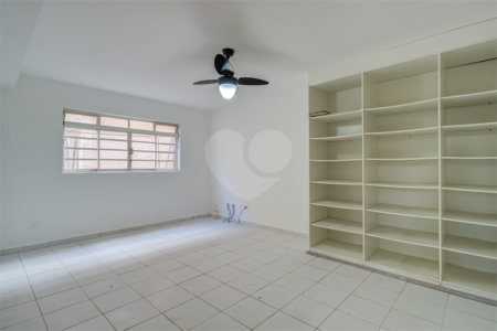 Casa Térrea à venda ou para alugar com 5 quartos, sendo 1 suíte, em Jardim Marajoara, São Paulo, SP
