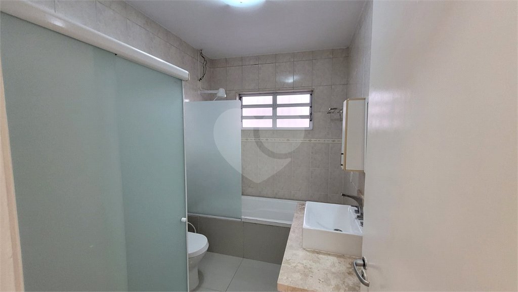 Casa à venda com 4 quartos, sendo 1 suíte, em São Judas, São Paulo, SP