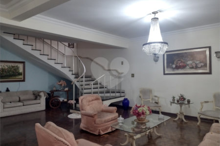 Sobrado à venda com 4 quartos, sendo 1 suíte, em Vila Medeiros, São Paulo, SP