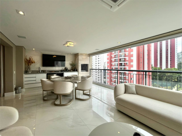 Apartamento à venda com 3 suítes em Vila Mascote, São Paulo, SP