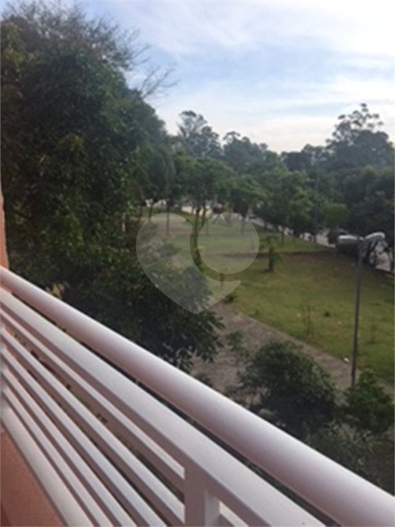 Sobrado à venda com 6 quartos, sendo 4 suítes,  em Jardim Ester, São Paulo, SP