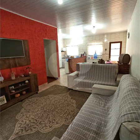 Chácara à venda com 3 quartos, sendo 1 suíte, em Vale das Flores (canguera), São Roque, SP