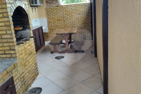 Casa em condomínio à venda com 2 quartos, sendo 1 suíte,  em Manguinhos, Armação dos Búzios, RJ