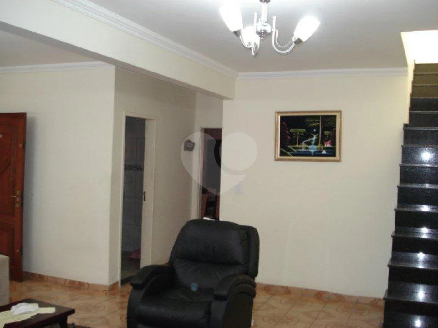 OPORTUNIDADE SOBRADO 3 Dormitórios. Ótima Localização e Fácil Acesso.