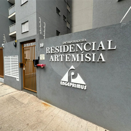 Apartamento a venda com 2 dormitorios sendo 1 suíte