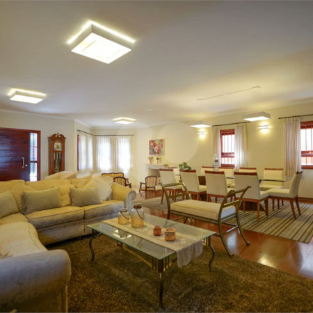 Casa à venda com 4 quartos, sendo 2 suítes, em Interlagos, São Paulo, SP