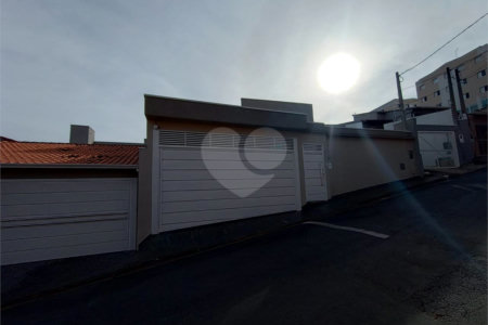 Casa à venda com 3 quartos, sendo 1 suíte,  em Vila Nova Aparecida, Mogi das Cruzes, SP