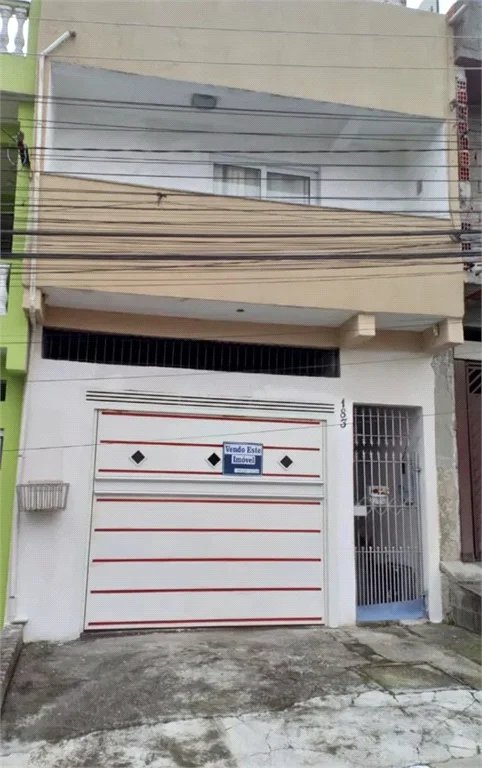 Sobrado à venda com 2 quartos em Jardim Rosemary, Cotia, SP