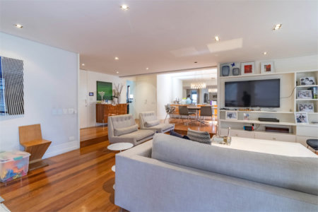 Apartamento à venda com 4 quartos, sendo 3 suítes, em Santa Cecília, São Paulo, SP