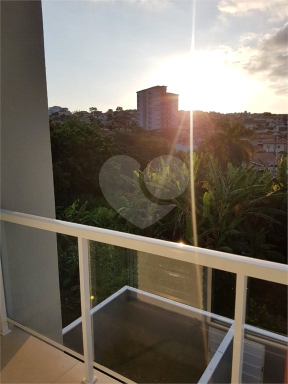 Sobrado à venda ou para alugar com 3 suítes em Vila Thais, Atibaia, SP