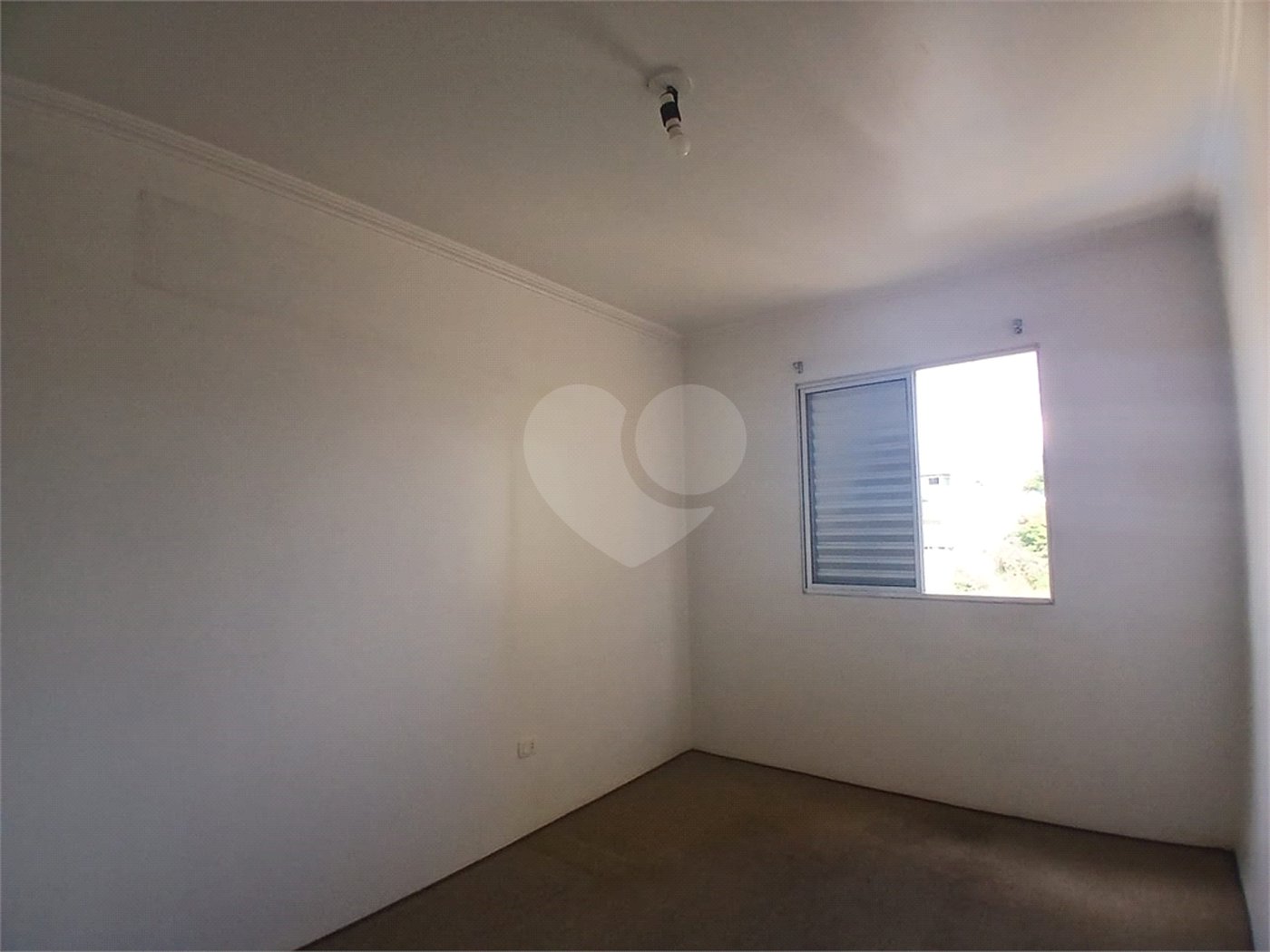 Apartamento à venda ou para alugar com 3 quartos, sendo 1 suíte,  em Jardim Flórida, São Roque, SP