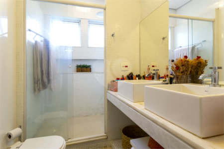 Sobrado à venda com 3 quartos, sendo 1 suíte, em Chácara Santo Antônio (zona Sul), São Paulo, SP