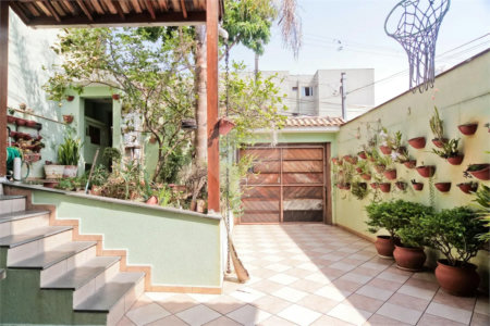 Casa à venda com 3 quartos em Chora Menino, São Paulo, SP