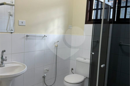 Casa à venda com 3 quartos, sendo 1 suíte, em Chácara Primavera, Suzano, SP