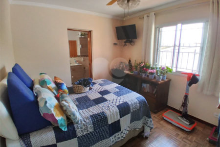 Sobrado à venda com 3 quartos, sendo 1 suíte,  em Vila Medeiros, São Paulo, SP