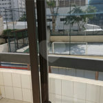 Apartamento à venda com 3 quartos, sendo 1 suíte, em Vila Olímpia, São Paulo, SP