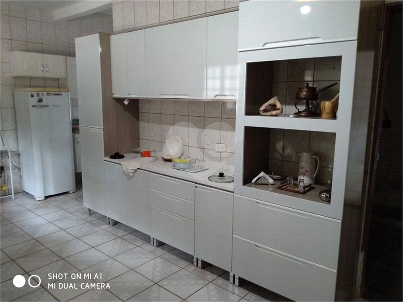 Sobrado à venda com 4 quartos, sendo 3 suítes, em Serra da Cantareira, Mairiporã, SP