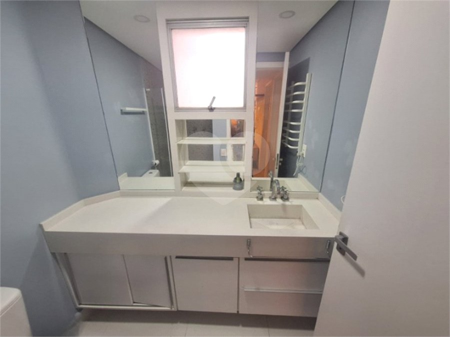 Apartamento à venda com 2 quartos em Vila Uberabinha, São Paulo, SP