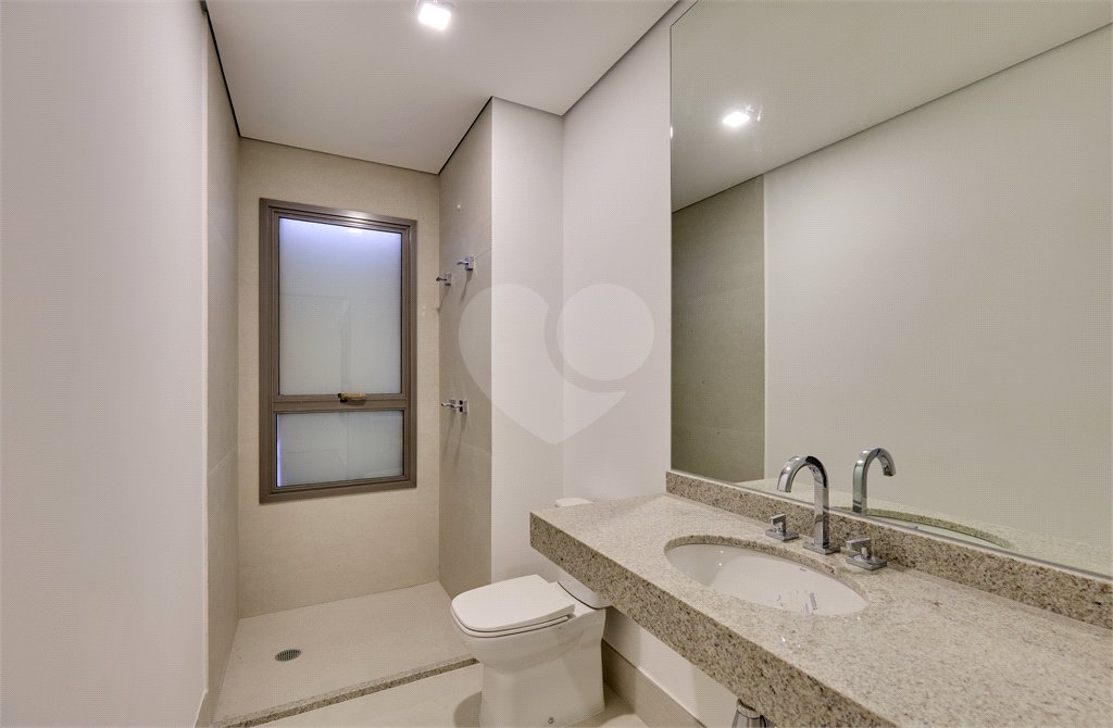 Apartamento à venda com 4 suítes em Campo Belo, São Paulo, SP