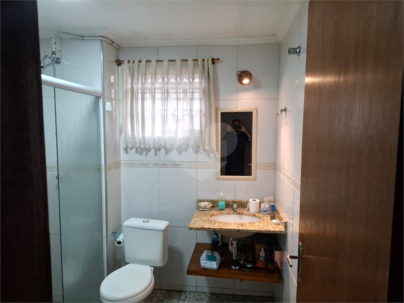 Casa à venda com 2 suítes em Vila Figueira, Suzano, SP
