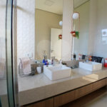 Casa à venda com 4 suítes no condomínio Porto Atibaia, Atibaia - SP