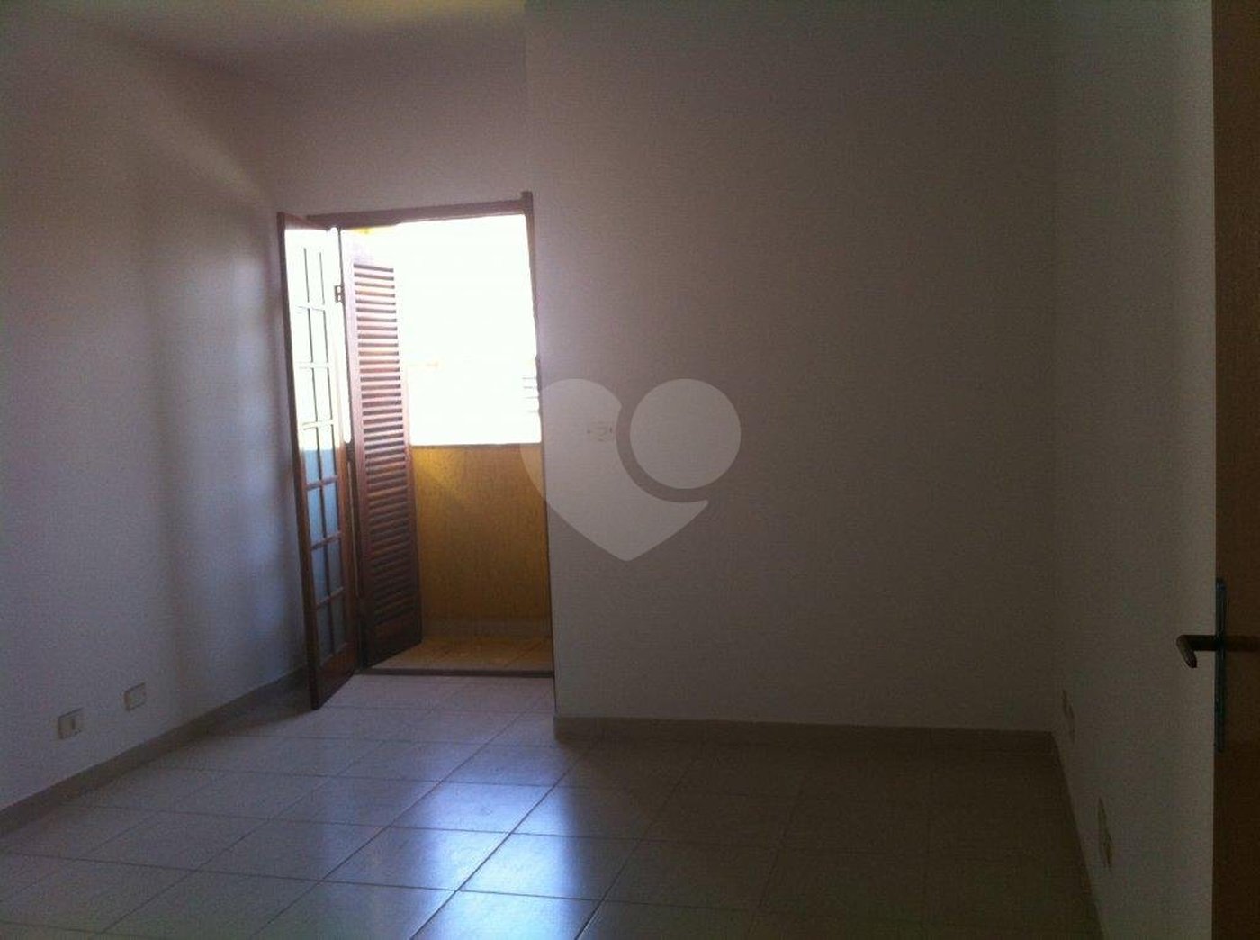 Sobrado à venda com 3 quartos, sendo 1 suíte, em Parada Inglesa, São Paulo, SP