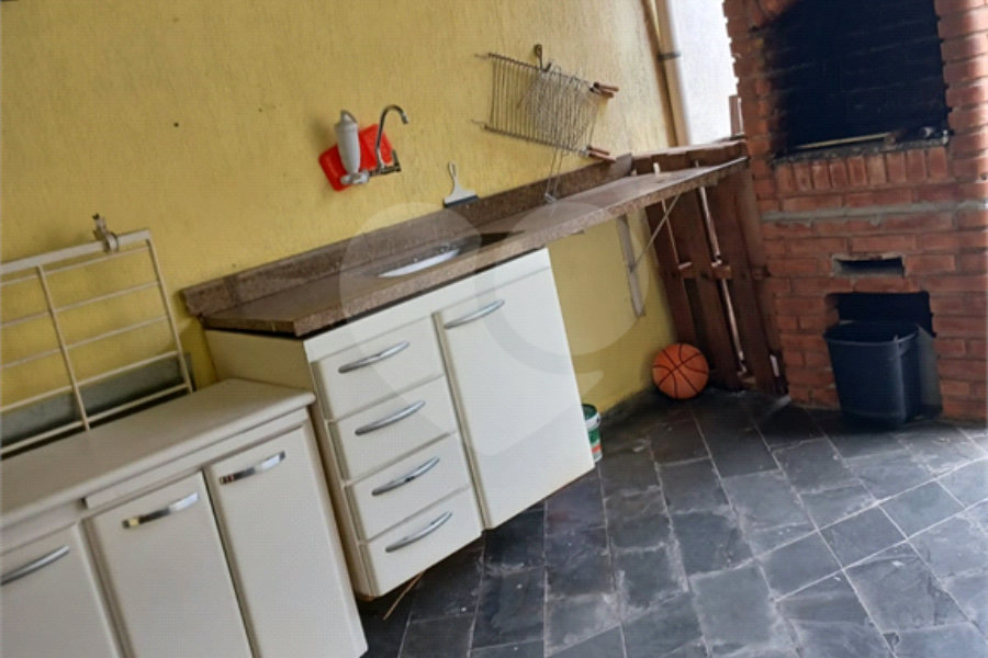 Sobrado à venda com 3 quartos, sendo 1 suíte,  em Ermelino Matarazzo, São Paulo, SP