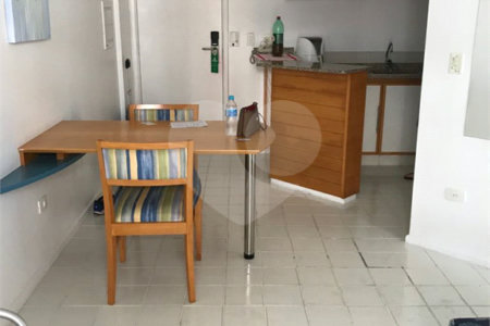 Flat à venda com 1 quarto em Riviera, Bertioga, SP