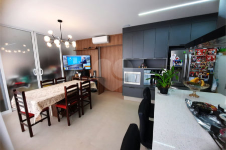 Casa à venda com 3 suítes no condomínio Ecovillagio, São Roque - SP