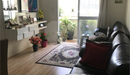 Apartamento à venda com 3 quartos, sendo 1 suíte,  em Parque Residencial Aquarius, São José dos Campos, SP