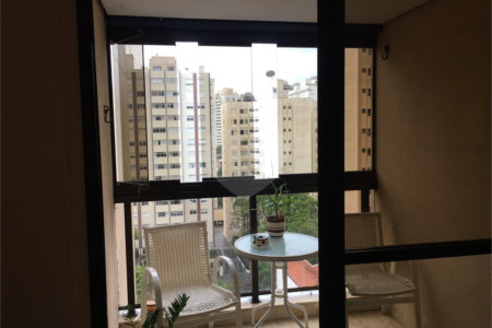 Apartamento à venda com 2 quartos, sendo 1 suíte, em Vila Pompéia, São Paulo, SP