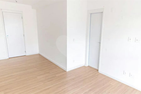 Apartamento à venda com 3 suítes em Brás, São Paulo, SP