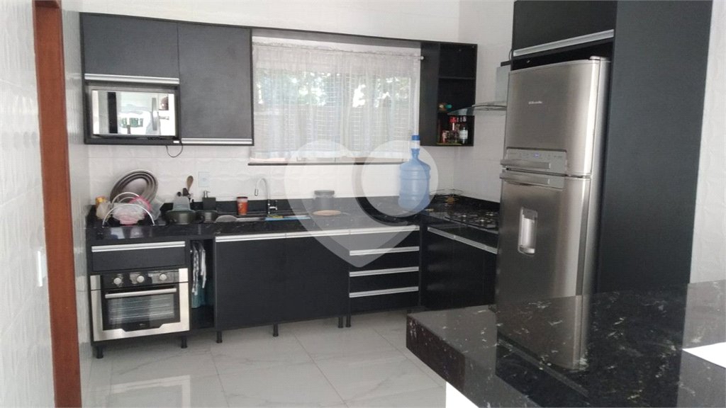 Casa à venda com 4 quartos, sendo 1 suíte, em Arraial D´ajuda, Porto Seguro, BA