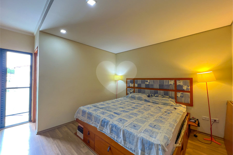 Sobrado à venda com 3 quartos, sendo 1 suíte,  em Tremembé, São Paulo, SP