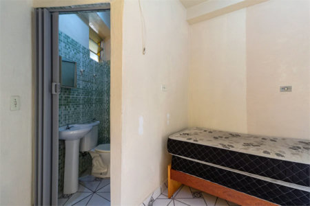 Casa à venda com 3 quartos, sendo 1 suíte, em Jardim Paris, São Paulo, SP