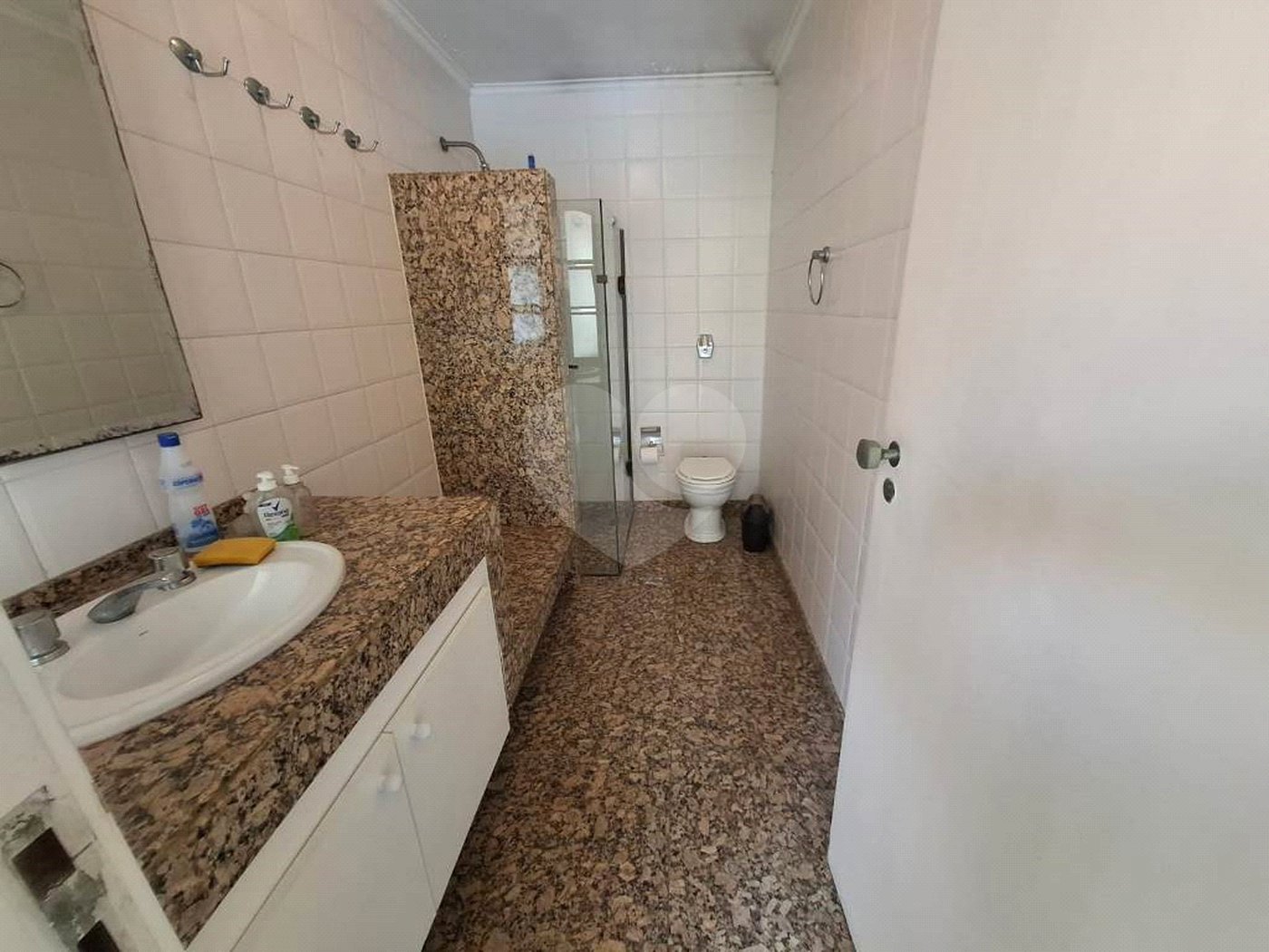 Casa à venda com 5 quartos, sendo 3 suítes,  em Alto da Boa Vista, São Paulo, SP
