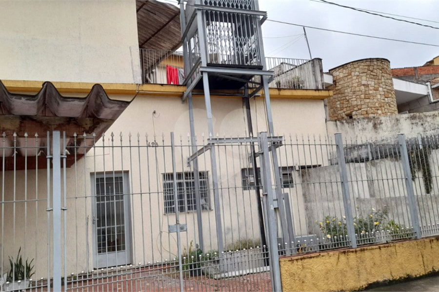 Sobrado à venda com 2 quartos em Tremembé, São Paulo, SP