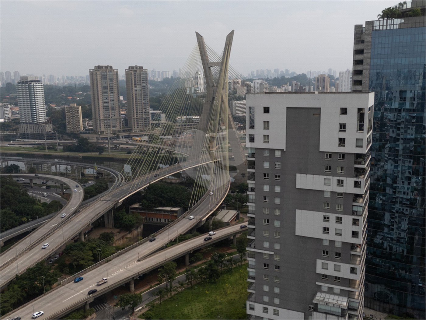 Apartamento à venda com 1 suíte em Cidade Monções, São Paulo, SP